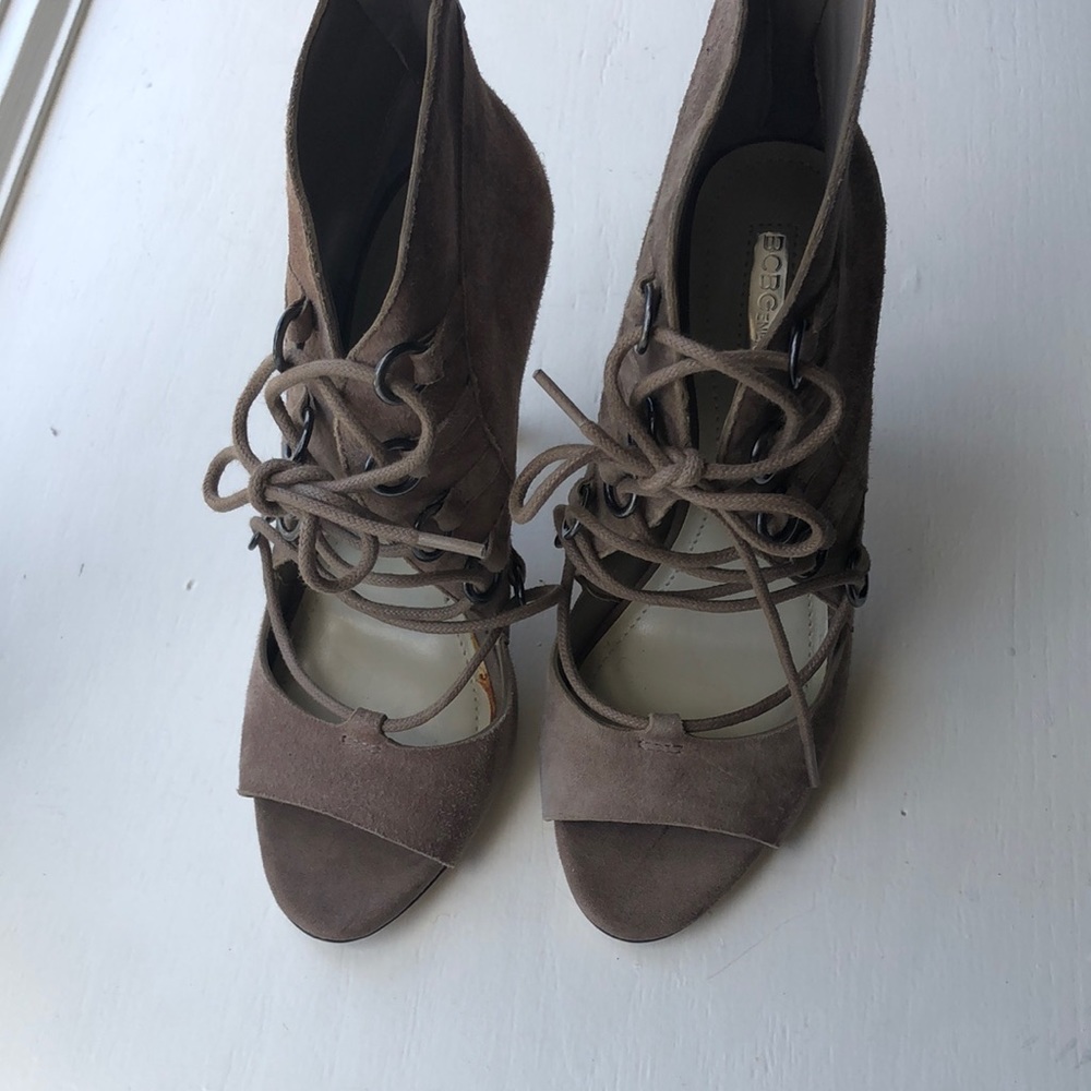 Bcbgeneration 5 1/2 Taupe heels- Never worn